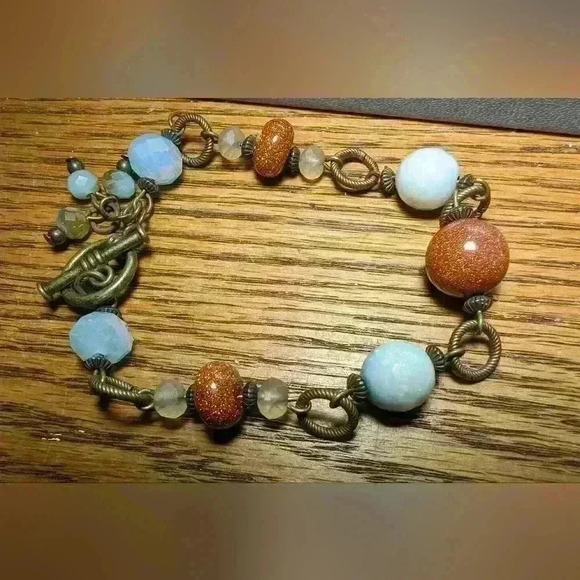 Unique New Bracelet with Swarovski Crystals & Sandstones - Picture 5 of 5